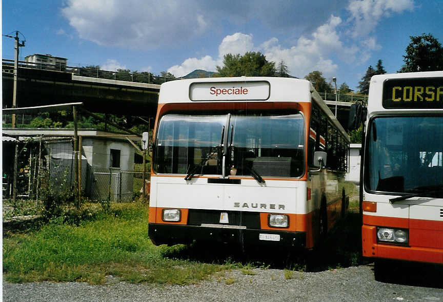 (088'527) - AMSA Chiasso - Nr. 14/TI 145'614 - Saurer/R&J am 2. August 2006 in Balerna, Garage