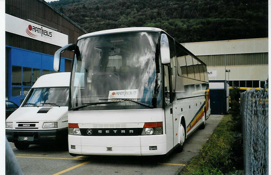 (089'013) - ARAG Ruswil - Nr. 49 - Setra am 19. August 2006 in Biel, Rattinbus