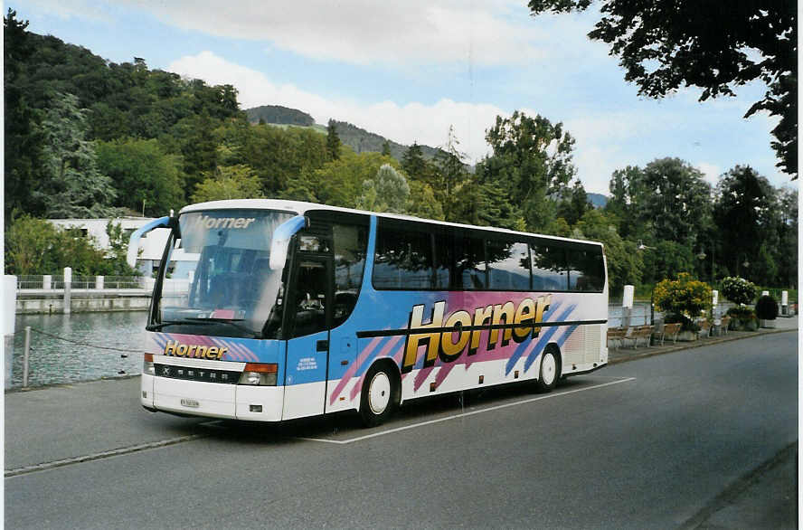 (089'303) - Horner, Tafers - Nr. 9/FR 300'509 - Setra am 21. August 2006 bei der Schifflndte Thun