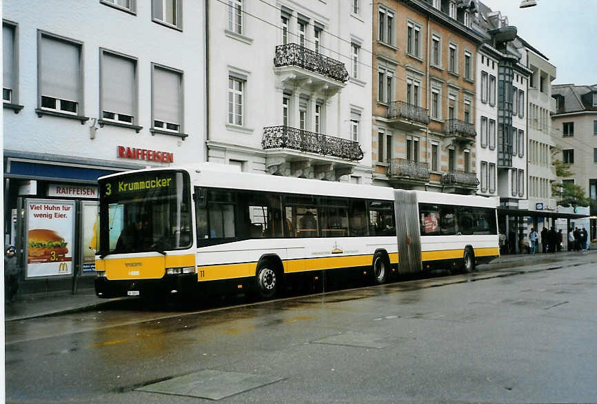 (090'601) - VBSH Schaffhausen - Nr. 11/SH 38'011 - Volvo/Hess am 11. November 2006 beim Bahnhof Schaffhausen