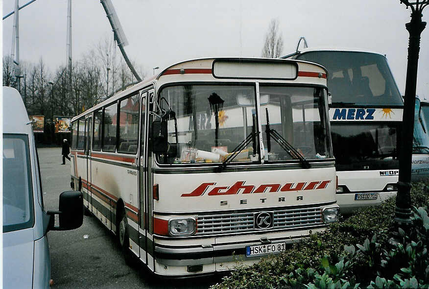 (091'120) - Schnurr, Zell - HSK-FO 81 - Setra am 26. Dezember 2006 in Rust, Europapark