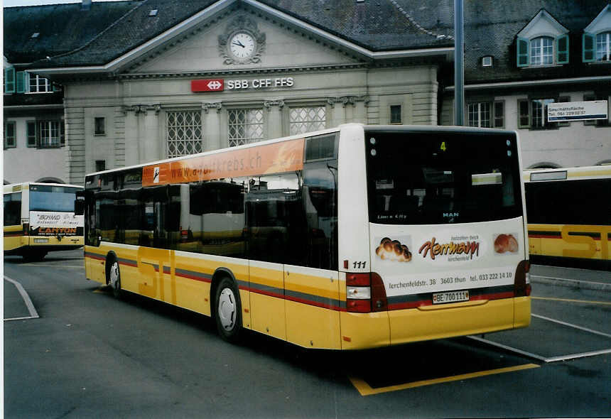 (091'605) - STI Thun - Nr. 111/BE 700'111 - MAN am 14. Januar 2007 beim Bahnhof Thun