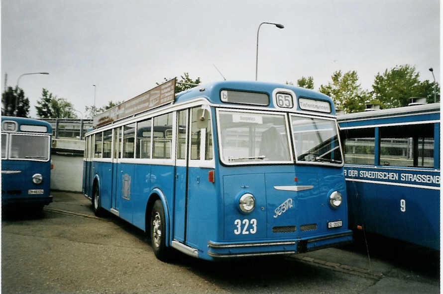 (094'628) - Biegger, Uster - Nr. 3/GL 20'323 - FBW/Tscher (ex DFB Andermatt; ex VBZ Zrich Nr. 323) am 26. Mai 2007 beim Bahnhof Zrich-Tiefenbrunnen