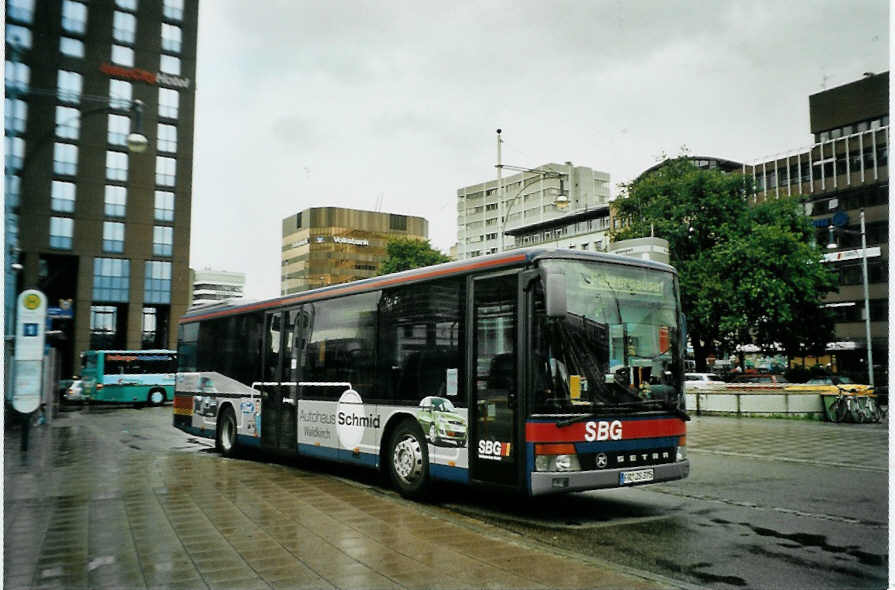 (096'101) - SBG Freiburg - FR-JS 375 - Setra am 9. Juli 2007 beim Bahnhof Freiburg