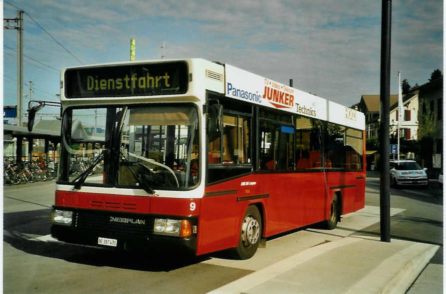 (096'709) - AOE Langnau - Nr. 9/BE 387'470 - Neoplan am 23. Juli 2007 beim Bahnhof Langnau 