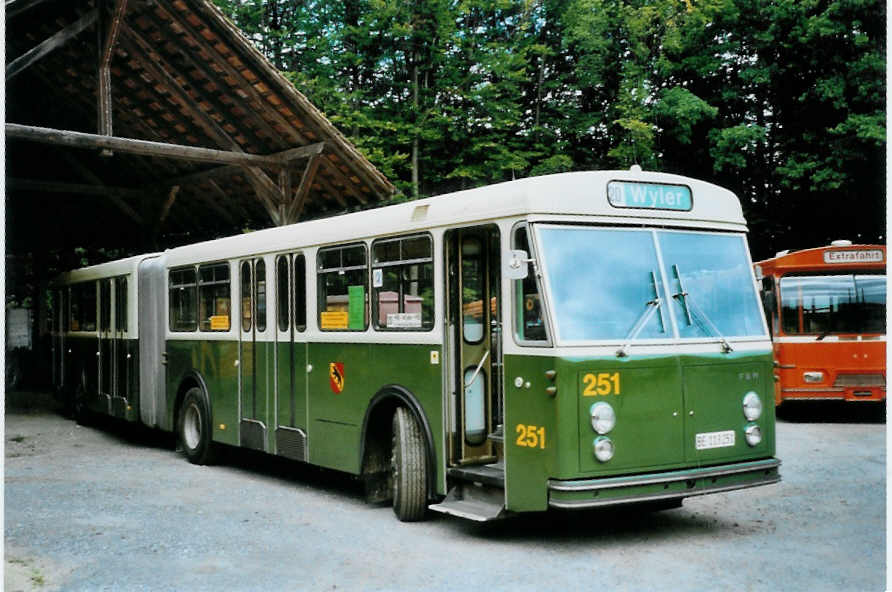 (098'420) - SVB Bern (TVB) - Nr. 251/BE 113'251 - FBW/SWS-R&J am 9. September 2007 in Oberburg, Ziegelgut