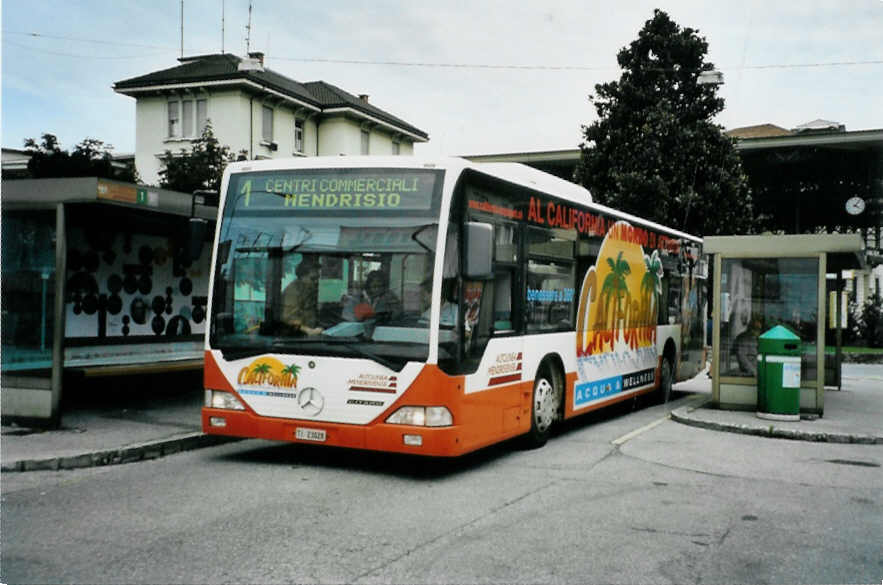 (100'017) - AMSA Chiasso - Nr. 28/TI 23'028 - Mercedes (ex RizziBus, Lugano) am 4. Oktober 2007 in Chiasso, Confine