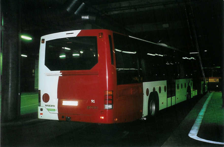 (100'518) - TPF Fribourg - Nr. 91/FR 300'281 - Volvo am 27. Oktober 2007 in Fribourg, Busbahnhof