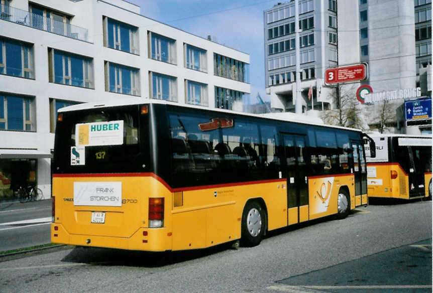 (100'828) - Brndli, Elfingen - Nr. 4/AG 43'119 - Volvo am 3. November 2007 beim Bahnhof Brugg