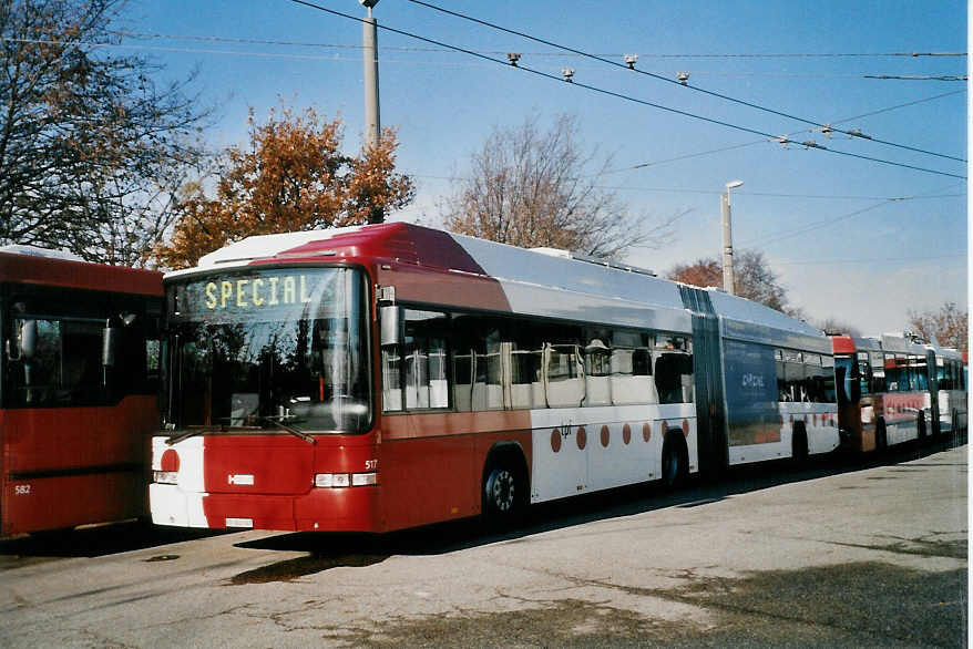 (101'118) - TPF Fribourg - Nr. 517/FR 300'397 - MAN/Hess Gelenkduobus am 17. November 2007 in Fribourg, Garage