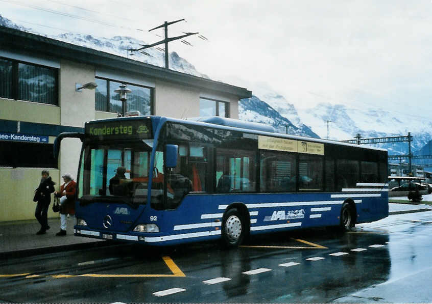 (101'716) - AFA Adelboden - Nr. 92/BE 26'704 - Mercedes (ex Nr. 4) am 9. Dezember 2007 beim Bahnhof Frutigen