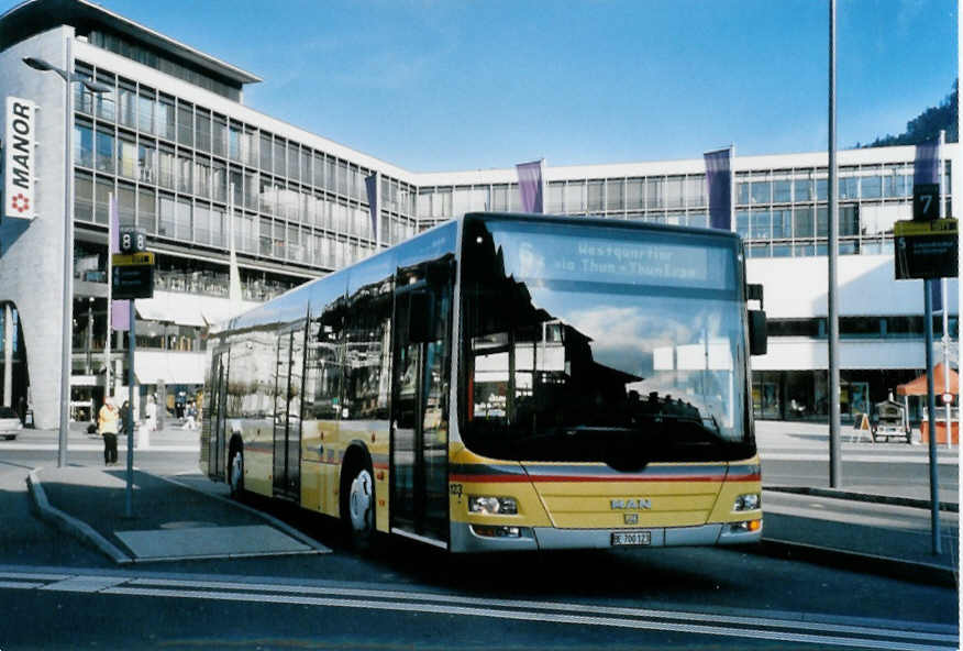 (101'901) - STI Thun - Nr. 123/BE 700'123 - MAN am 14. Dezember 2007 beim Bahnhof Thun (prov. Haltestelle)