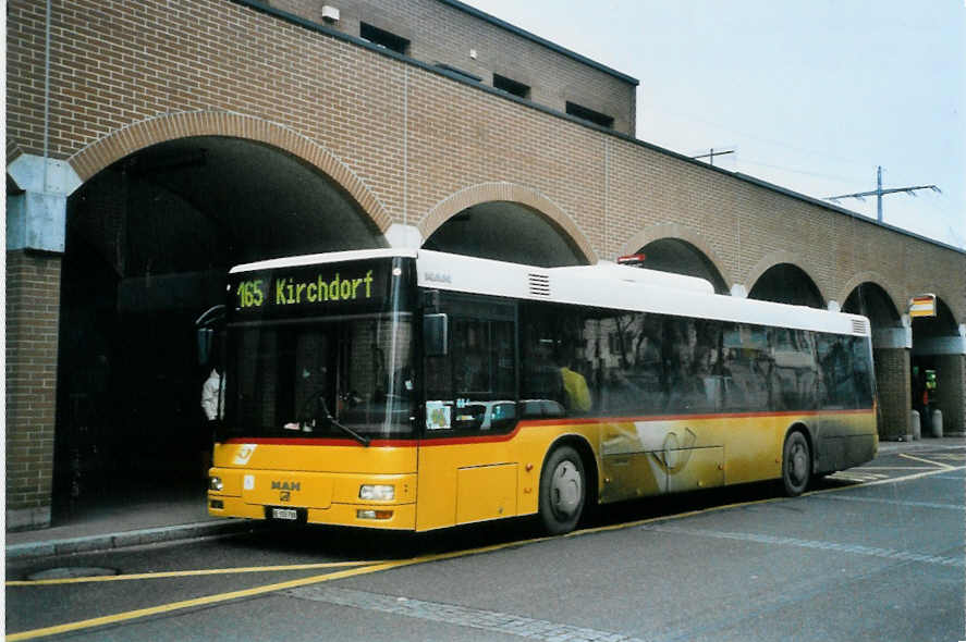 (102'423) - Lengacher, Mnsingen - Nr. 2/BE 555'788 - MAN am 27. Dezember 2007 beim Bahnhof Mnsingen