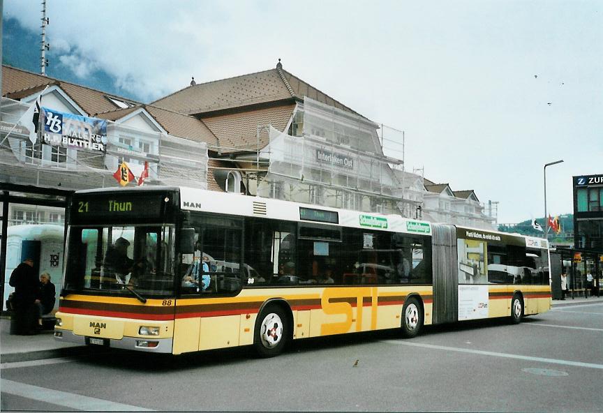 (107'910) - STI Thun - Nr. 88/BE 572'088 - MAN am 15. Juni 2008 beim Bahnhof Interlaken Ost