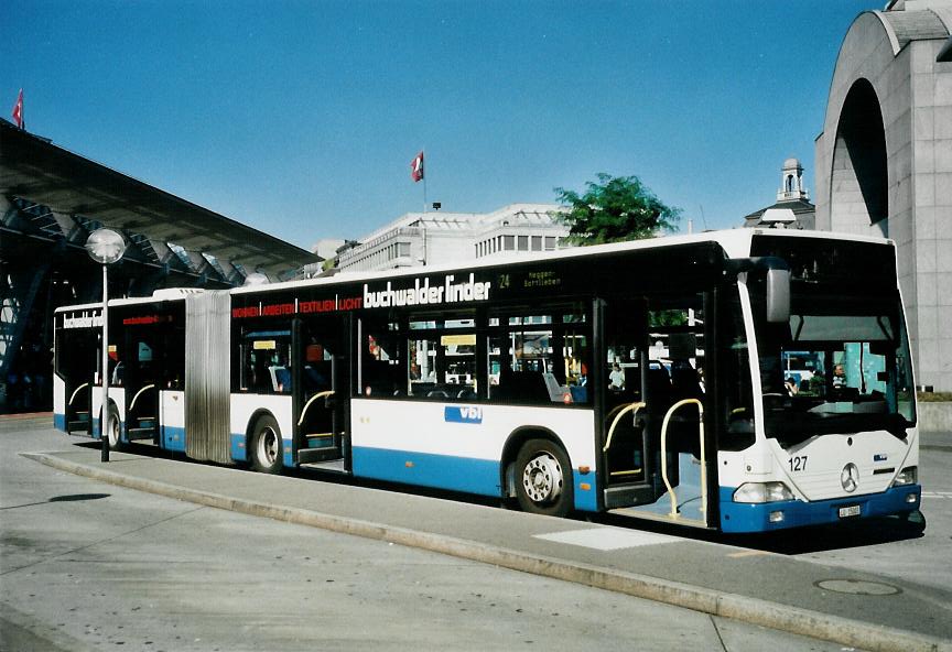 (109'232) - VBL Luzern - Nr. 127/LU 15'003 - Mercedes am 16. Juli 2008 beim Bahnhof Luzern