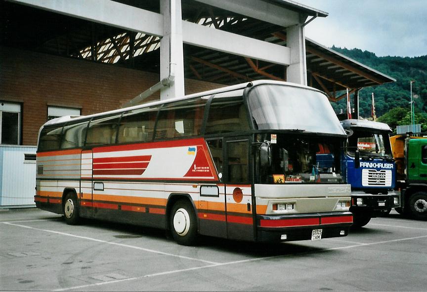 (110'106) - Aus der Ukraine: 03'325 KM - Neoplan am 5. August 2008 in Thun, Grabengut