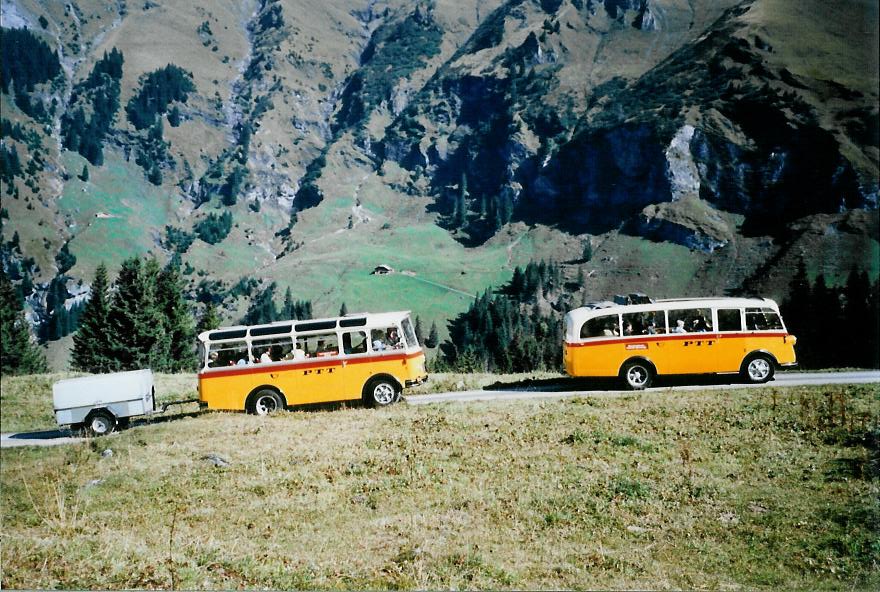 (111'126) - Schmid, Thörishaus - Nr. 9/BE 26'105 - Saurer/R&J (ex Geiger, Adelboden Nr. 9) + Nr. 3/BE 26'760 - Saurer/Gangloff (ex Geiger, Adelboden Nr. 3) am 27. September 2008 in Kiental, Bundalp
