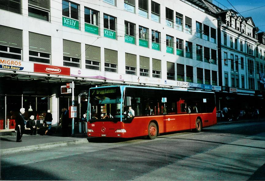 (111'904) - VB Biel - Nr. 126/BE 560'126 - Mercedes am 10. November 2008 in Biel, Guisanplatz