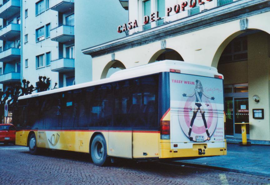 (112'406) - AutoPostale Ticino - TI 215'326 - Setra (ex P 25'667) am 8. Dezember 2008 beim Bahnhof Bellinzona