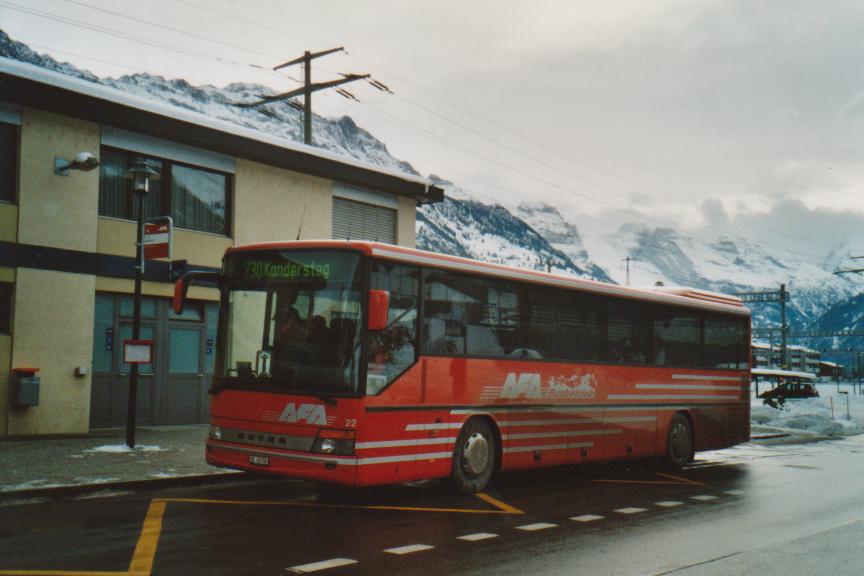 (112'916) - AFA Adelboden - Nr. 22/BE 26'708 - Setra (ex Nr. 8) am 14. Dezember 2008 beim Bahnhof Frutigen