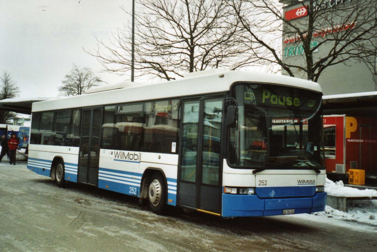 (114'503) - WilMobil, Wil - Nr. 252/SG 292'403 - Volvo/Hess (ex BOS Wil Nr. 23) am 18. Februar 2008 beim Bahnhof Wil