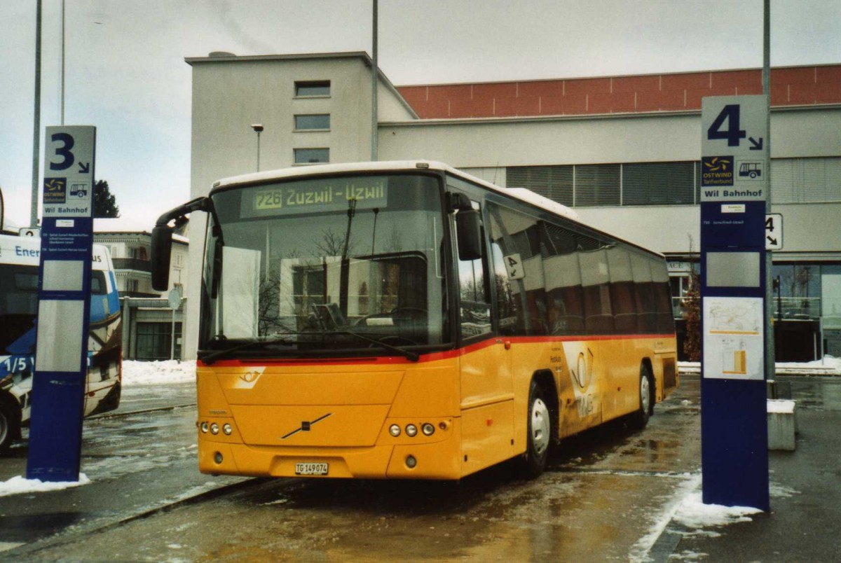 (114'511) - Schmidt, Jonschwil - TG 149'074 - Volvo (ex Buner&Schmidt, Jonschwil) am 18. Februar 2009 beim Bahnhof Wil