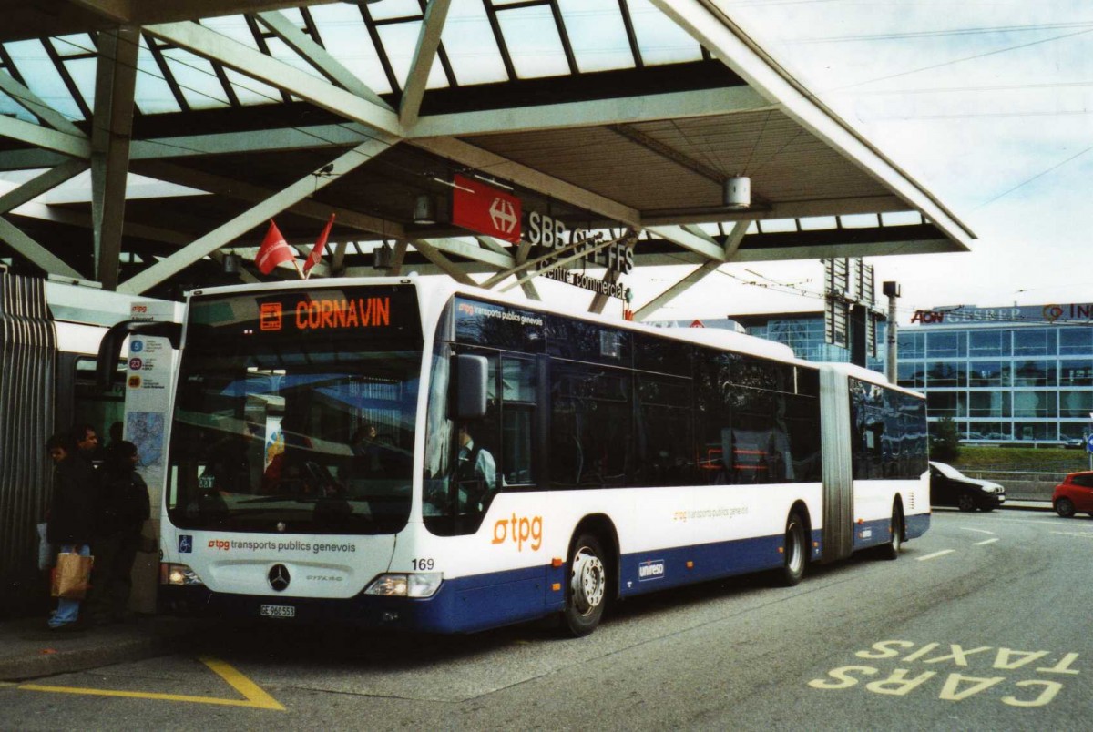 (114'902) - TPG Genve - Nr. 169/GE 960'553 - Mercedes am 8. Mrz 2009 in Genve, Aroport