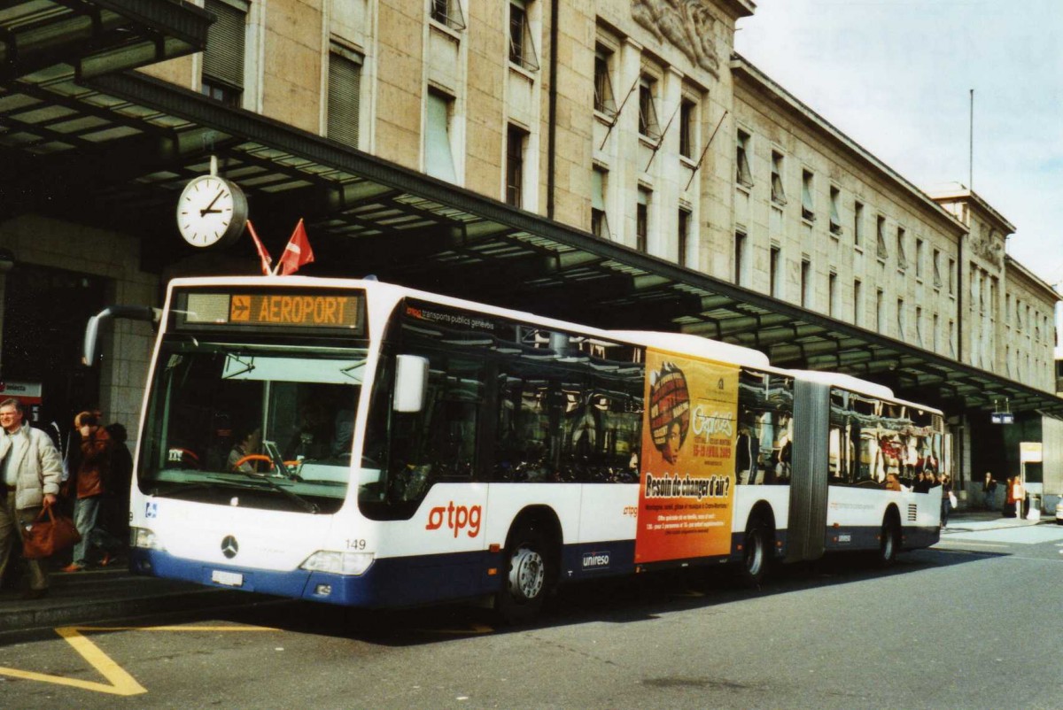 (115'002) - TPG Genve - Nr. 149/GE 960'533 - Mercedes am 8. Mrz 2009 beim Bahnhof Genve