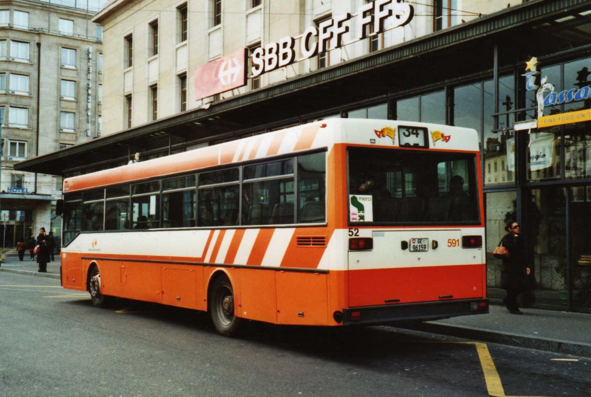 (115'008) - Dupraz, Genve (TPG Nr. 591) - Nr. 52/GE 96'159 - Mercedes am 8. Mrz 2009 beim Bahnhof Genve