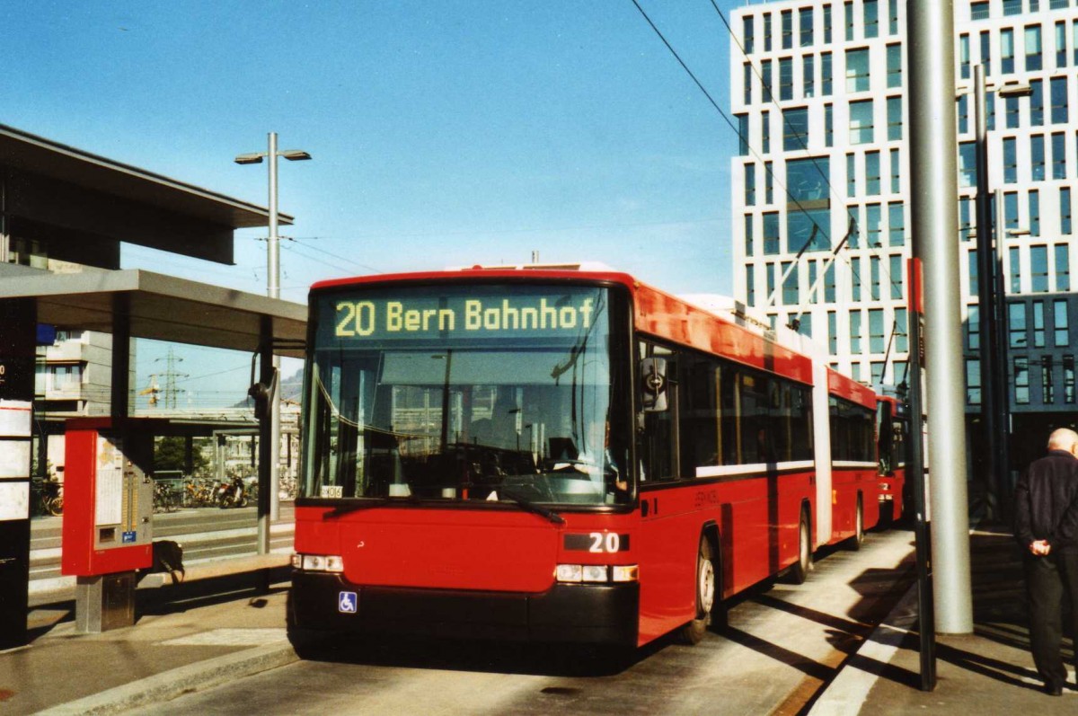 (115'236) - Bernmobil, Bern - Nr. 20 - NAW/Hess Gelenktrolleybus am 16. Mrz 2009 in Bern, Wankdorf