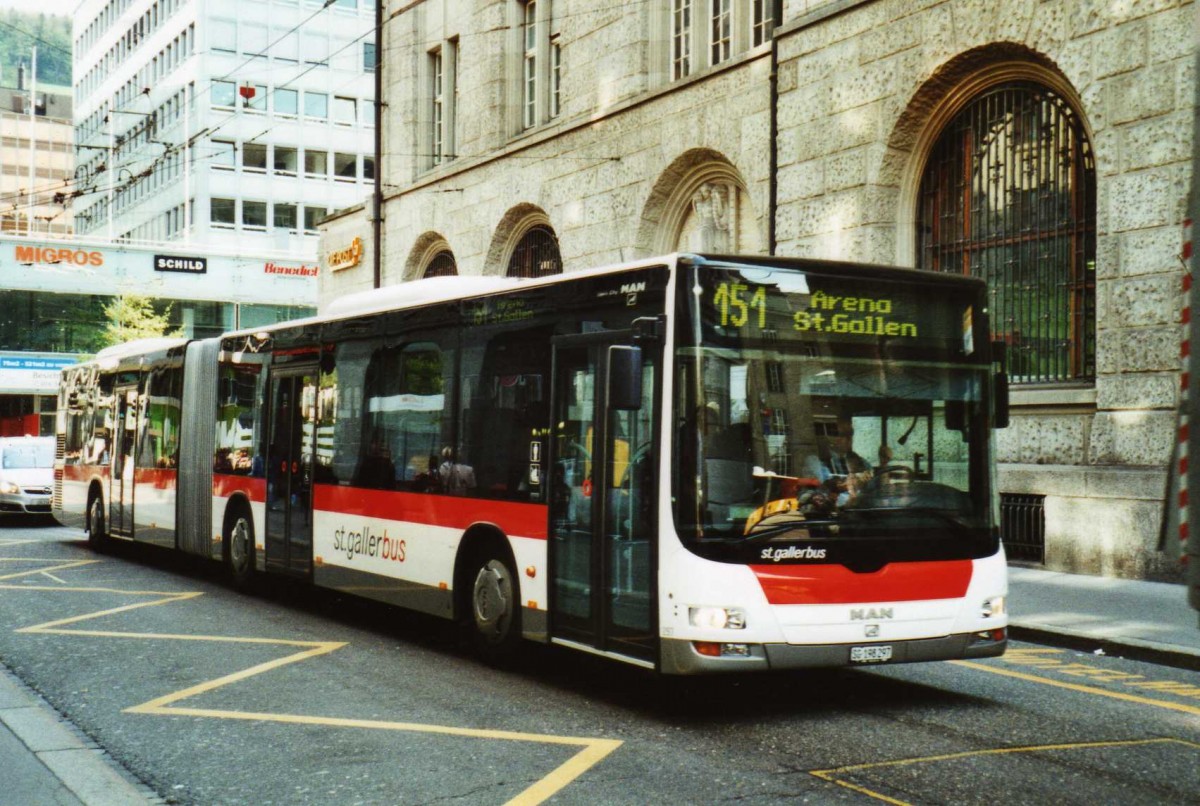 (116'027) - St. Gallerbus, St. Gallen - Nr. 297/SG 198'297 - MAN am 22. April 2009 beim Bahnhof St. Gallen