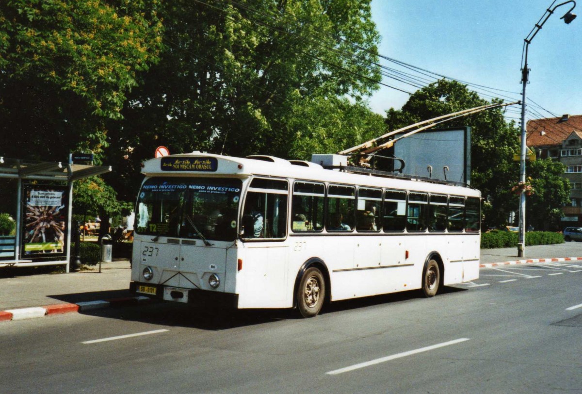 (116'724) - Tursib, Sibiu - Nr. 237/SB-0101 - FBW/Hess Trolleybus (ex TL Lausanne Nr. 705) am 27. Mai 2009 in Sibiu, Parcul Theretulu