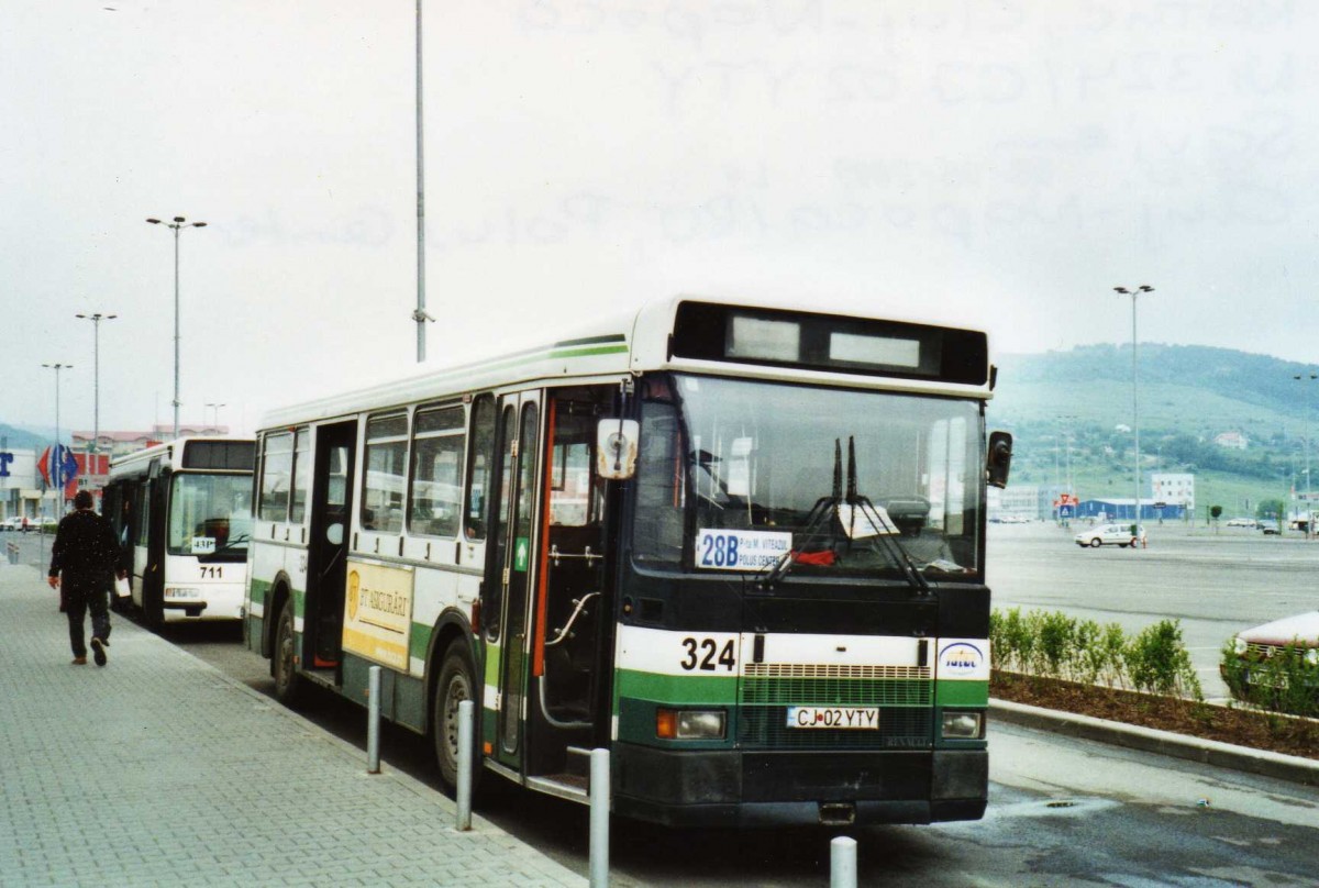 (117'007) - Ratuc, Cluj-Napoca - Nr. 324/CJ 02 YTY - Saviem (ex RATP F-Paris) am 28. Mai 2009 in Cluj-Napoca, Polus Center