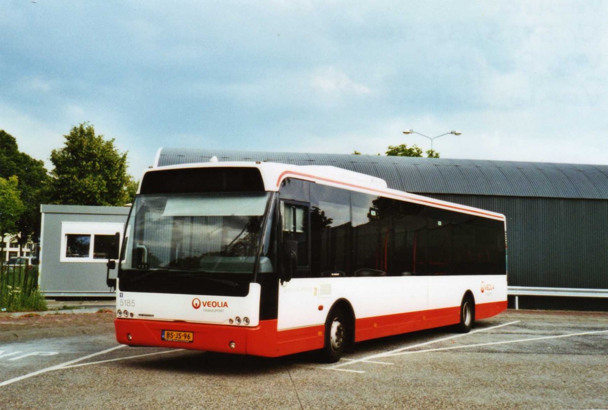 (118'312) - VEOLIA - Nr. 5185/BS-JS-96 - VDL Berkhof am 5. Juli 2009 beim Bahnhof Venlo