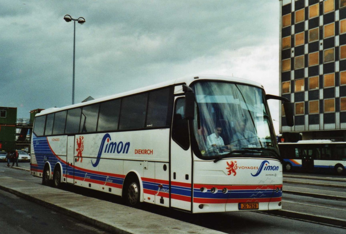 (118'816) - Simon, Diekirch - JG 7928 - Bova am 8. Juli 2009 beim Bahnhof Luxembourg