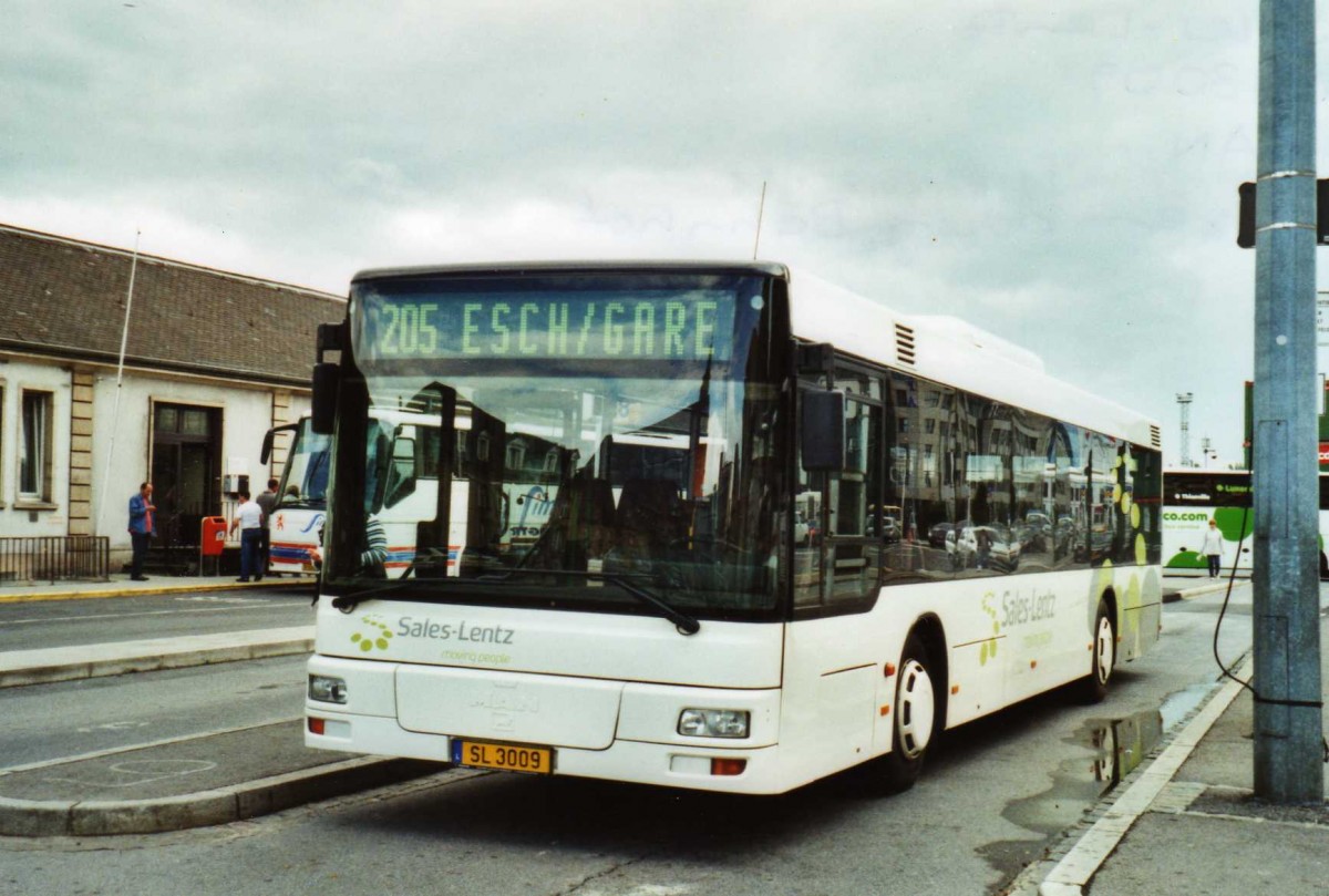 (118'817) - Sales-Lentz, Bascharage - SL 3009 - MAN am 8. Juli 2009 beim Bahnhof Luxembourg