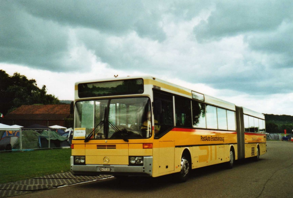 (118'910) - Moser, Flaach - Nr. 32/ZH 171'311 - Mercedes (ex STI Thun Nr. 65) am 10. Juli 2009 in Frauenfeld, Open-Air