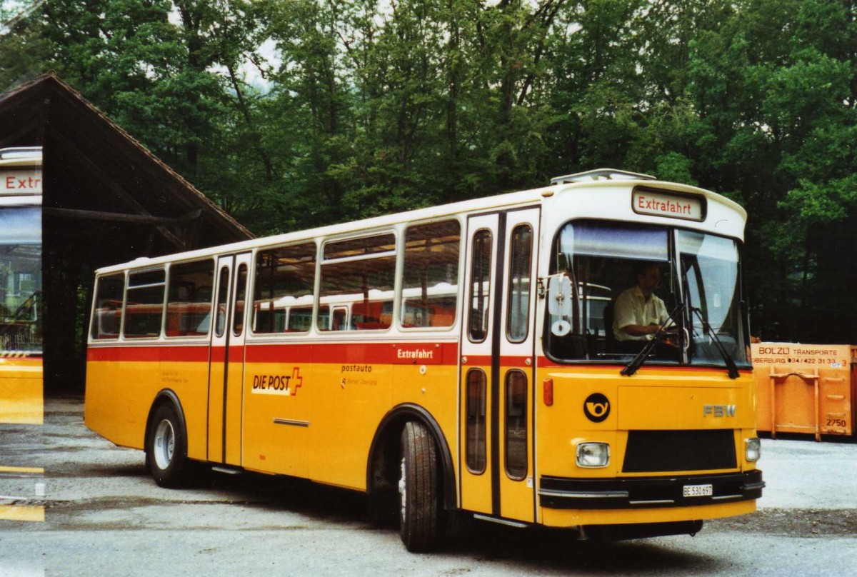 (119'437) - Burri, Teuffenthal (RWB) - BE 530'697 - FBW/R&J (ex Alga, D-Sittensen; ex PM-Oldi-Club, D-Hamburg; ex Burri, Teuffenthal) am 9. August 2009 in Oberburg, Ziegelgut