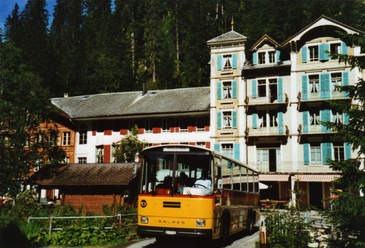 (120'234) - AVG Meiringen - Nr. 74/BE 607'481 - Saurer/R&J (ex P 24'357) am 23. August 2009 in Rosenlaui, Hotel