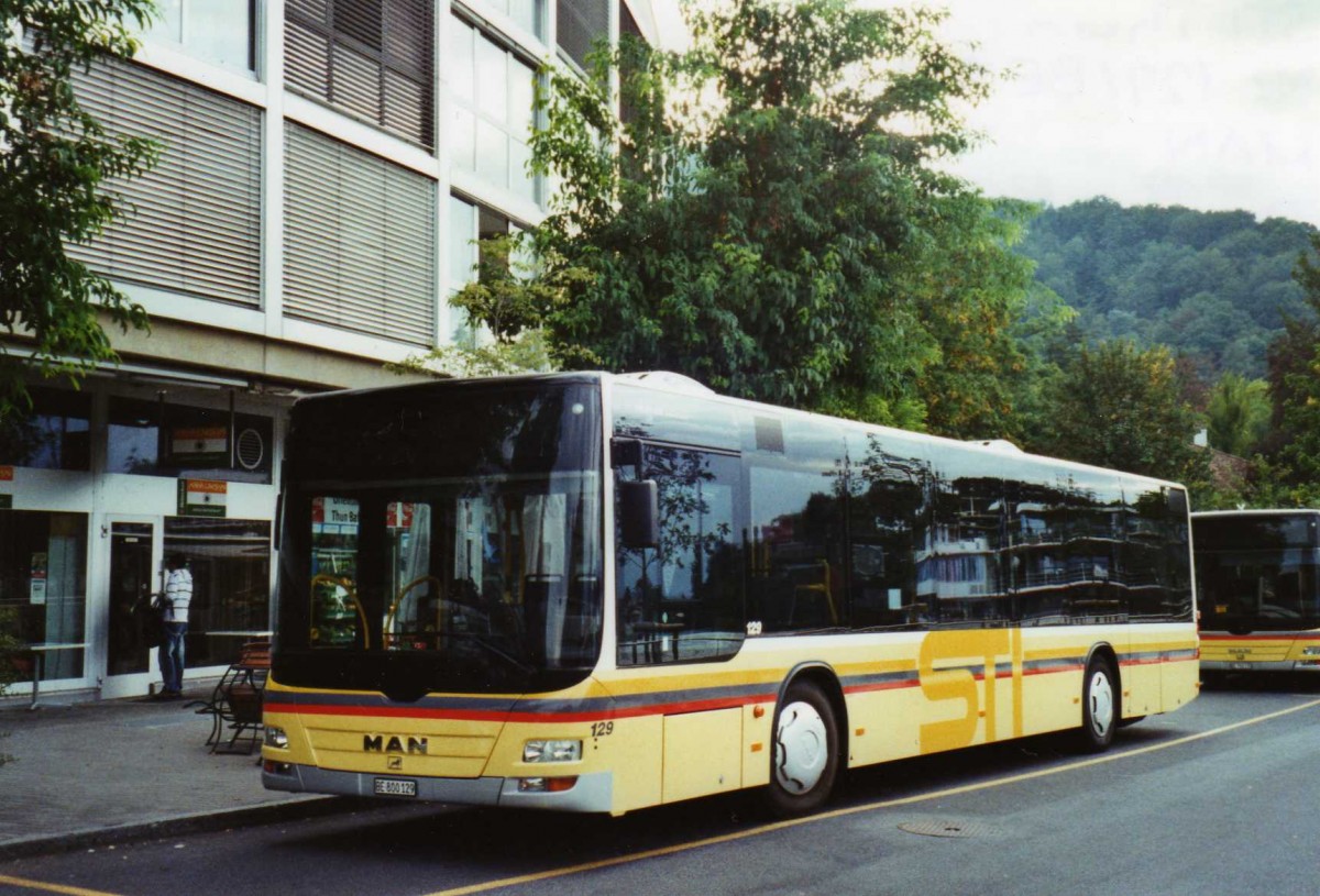 (121'205) - STI Thun - Nr. 129/BE 800'129 - MAN am 14. September 2009 bei der Schifflndte Thun