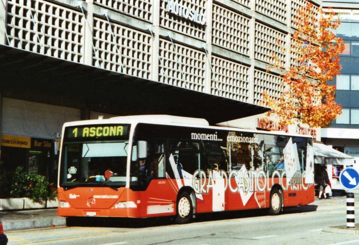 (122'423) - FART Locarno - Nr. 22/TI 126'522 - Mercedes am 21. November 2009 beim Bahnhof Locarno