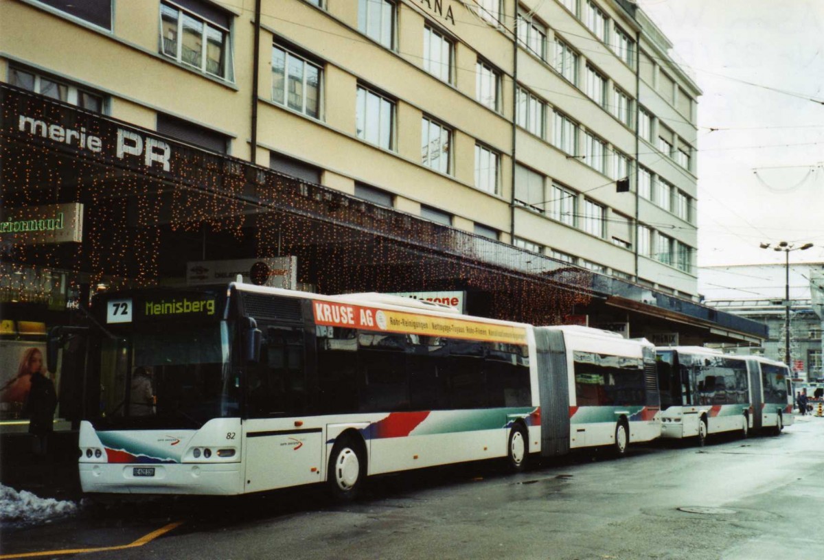 (123'221) - ASm Langenthal - Nr. 82/BE 628'336 - Neoplan (ex SBC Chur Nr. 97) am 23. Dezember 2009 beim Bahnhof Biel