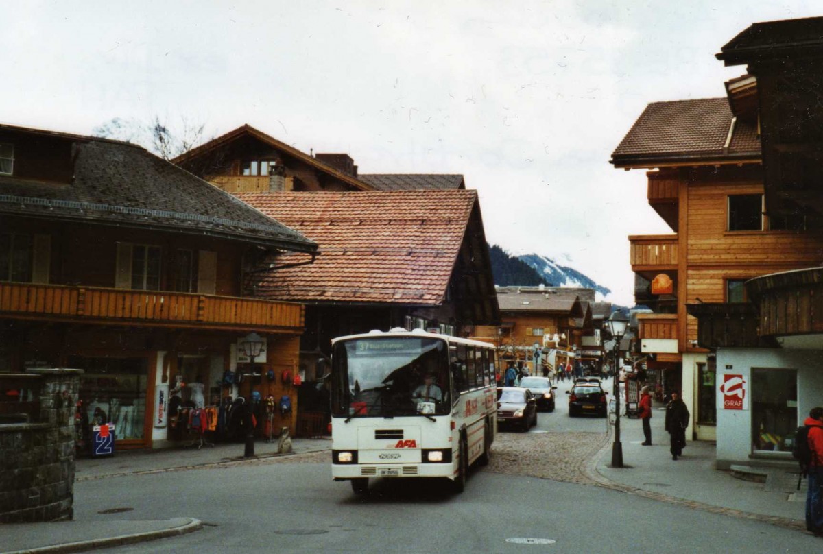 (125'323) - AFA Adelboden - Nr. 39/BE 25'753 - NAW/R&J (ex Nr. 18; ex Autopostale, Mendrisio Nr. 38; ex Piotti, Balerna Nr. 38; ex AAGI Interlaken Nr. 38; ex Schmocker, Beatenberg Nr. 3) am 4. April 2010 in Adelboden, Dorfstrasse