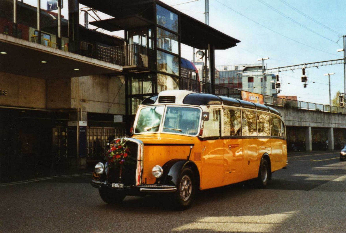 (125'617) - Tschannen, Arth - SZ 47'860 - Saurer/Eggli (ex OPC Ennetbrgen Nr. 2; ex M+79'513; ex P 23'153) am 24. April 2010 beim Bahnhof Zug