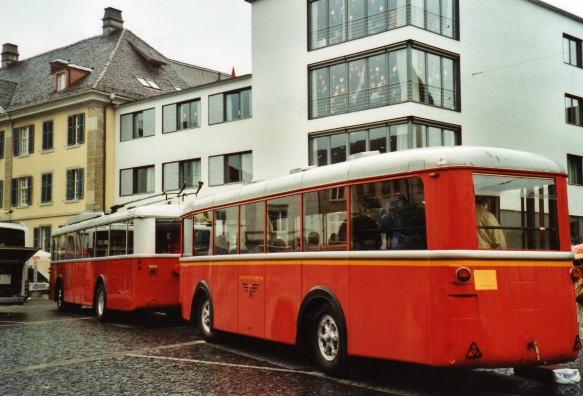 (127'015) - AS Engi - Nr. 42 - Moser/R&J Personenanhnger (ex AAGG Gossau; ex WV Winterthur Nr. 161) am 19. Juni 2010 in Winterthur, Marktplatz