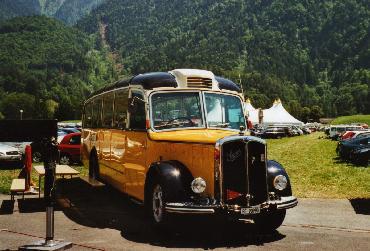 (127'115) - Ritter, Schpbach - BE 90'990 - Saurer/Gangloff (ex Linder, Einigen; ex P 23'146; ex P 2215) am 26. Juni 2010 in Interlaken, Flugplatz