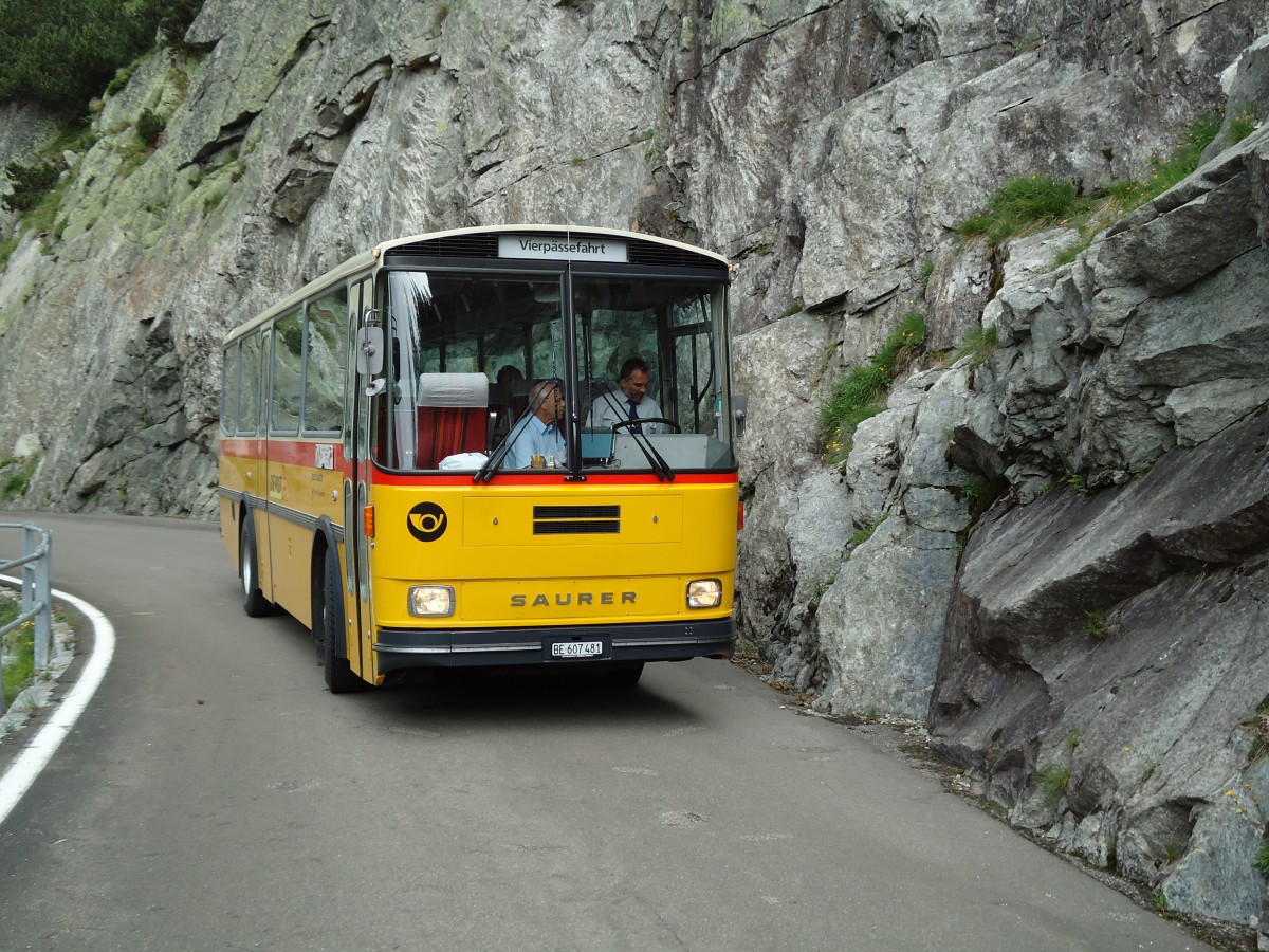 (127'519) - AVG Meiringen - Nr. 74/BE 607'481 - Saurer/R&J (ex P 24'357) am 4. Juli 2010 auf der alten Grimselstrasse