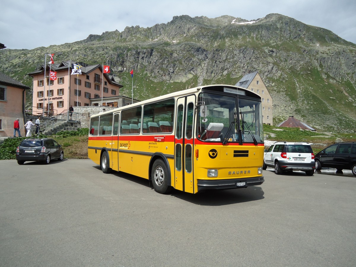 (127'593) - AVG Meiringen - Nr. 74/BE 607'481 - Saurer/R&J (ex P 24'357) am 4. Juli 2010 in Gotthard, Passhhe