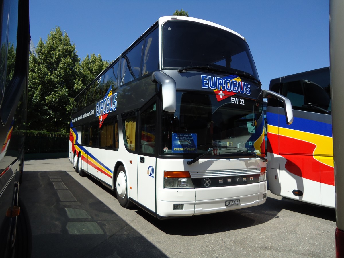 (127'738) - Aus der Schweiz: Welti-Furrer, Zrich - Nr. 32/ZH 5032 - Setra am 7. Juli 2010 in Rust, Europapark