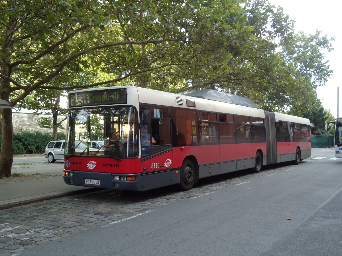 (128'435) - Wiener Linien - Nr. 8130/W 8130 LO - Grf/Steyr am 9. August 2010 in Wien, Heiligenstadt